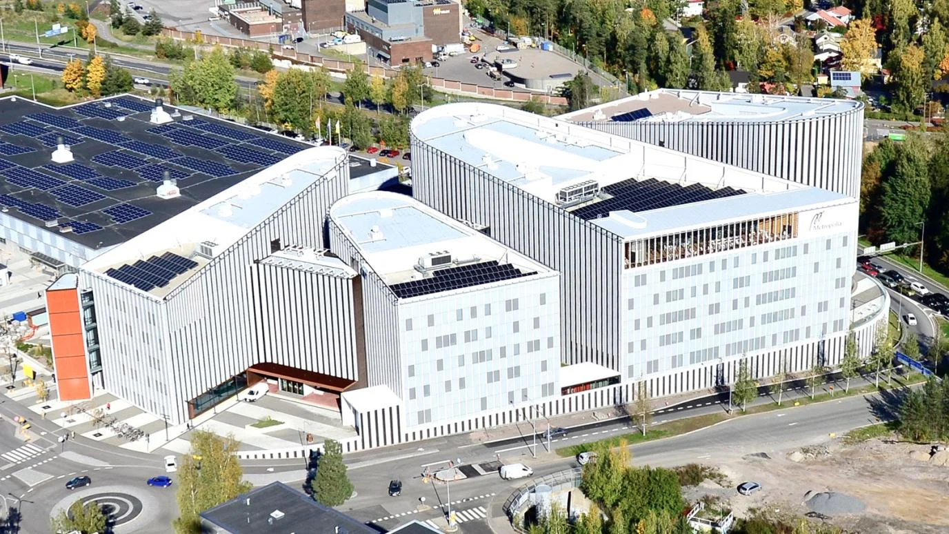 Metropolia là trường đại học ứng dụng lớn nhất Phần Lan, đặt tại khu vực thủ đô Helsinki. 