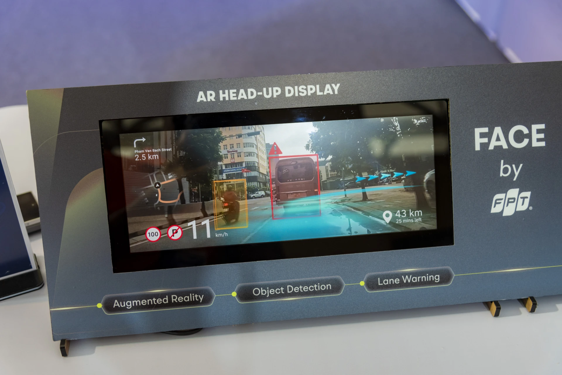 Smart AI Cabin – Giải pháp buồng lái thông minh tích hợp AI đang được áp dụng trên 50 triệu chiếc xe trên toàn cầu.