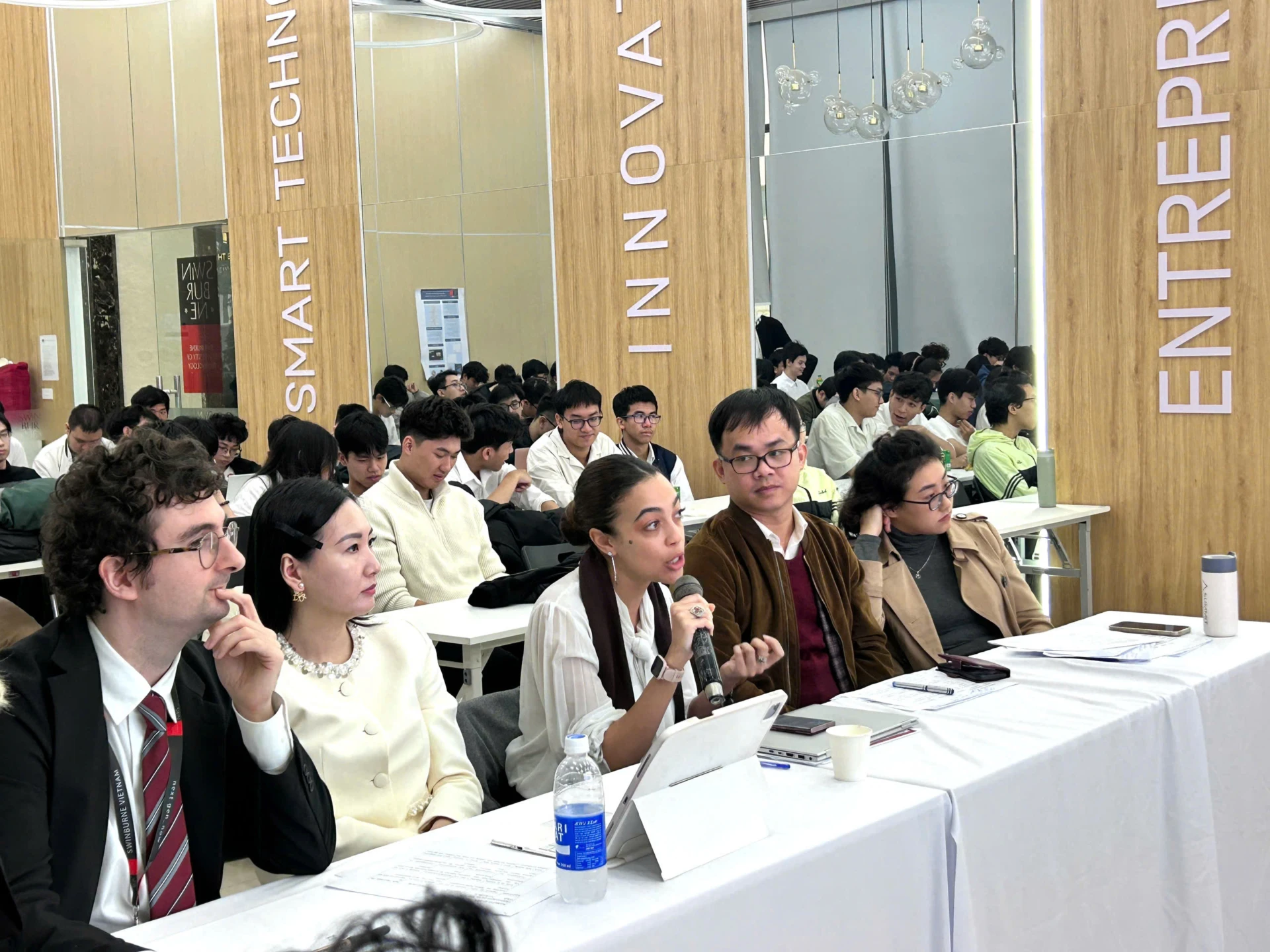 inter school debate 16