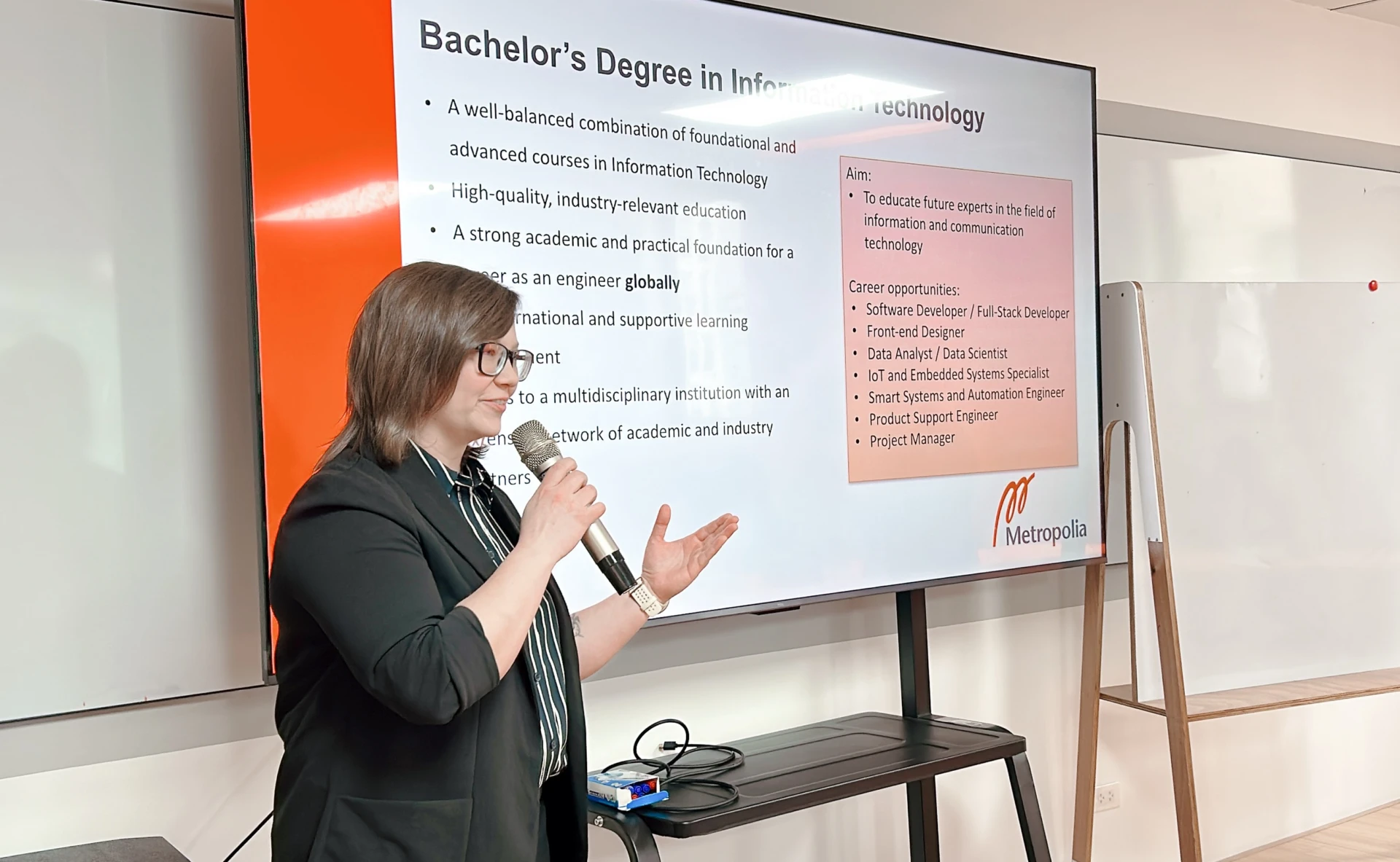 Ms. Heidi Lehikoinen – Trưởng ngành ICT tại Metropolia khẳng định tiềm năng phát triển vượt trội của sinh viên Việt Nam khi theo đuổi ngành Công nghệ thông tin thông minh
