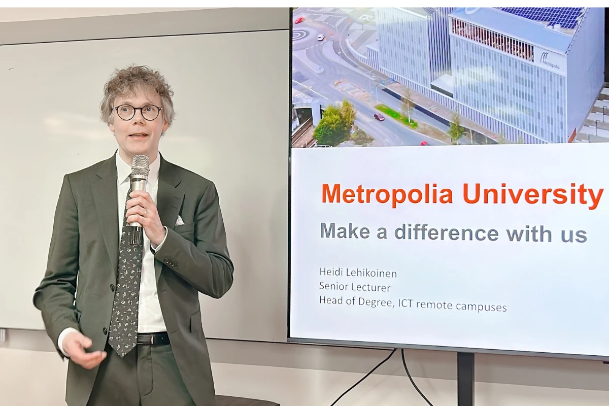 Tiến sĩ Vesa - Trưởng ngành Kỹ thuật Phần mềm, Đại học Metropolia Phần Lan