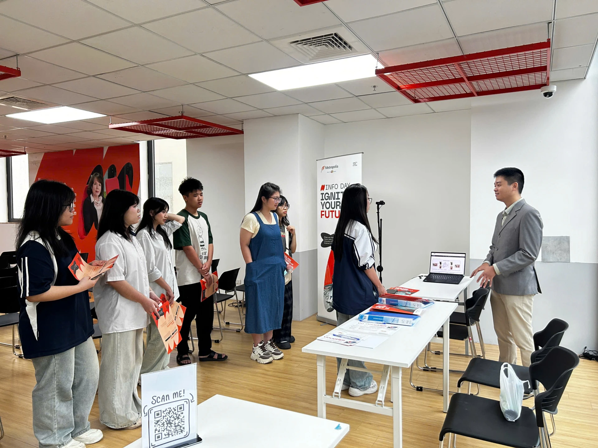 trai nghiem cong nghe info day 4 1