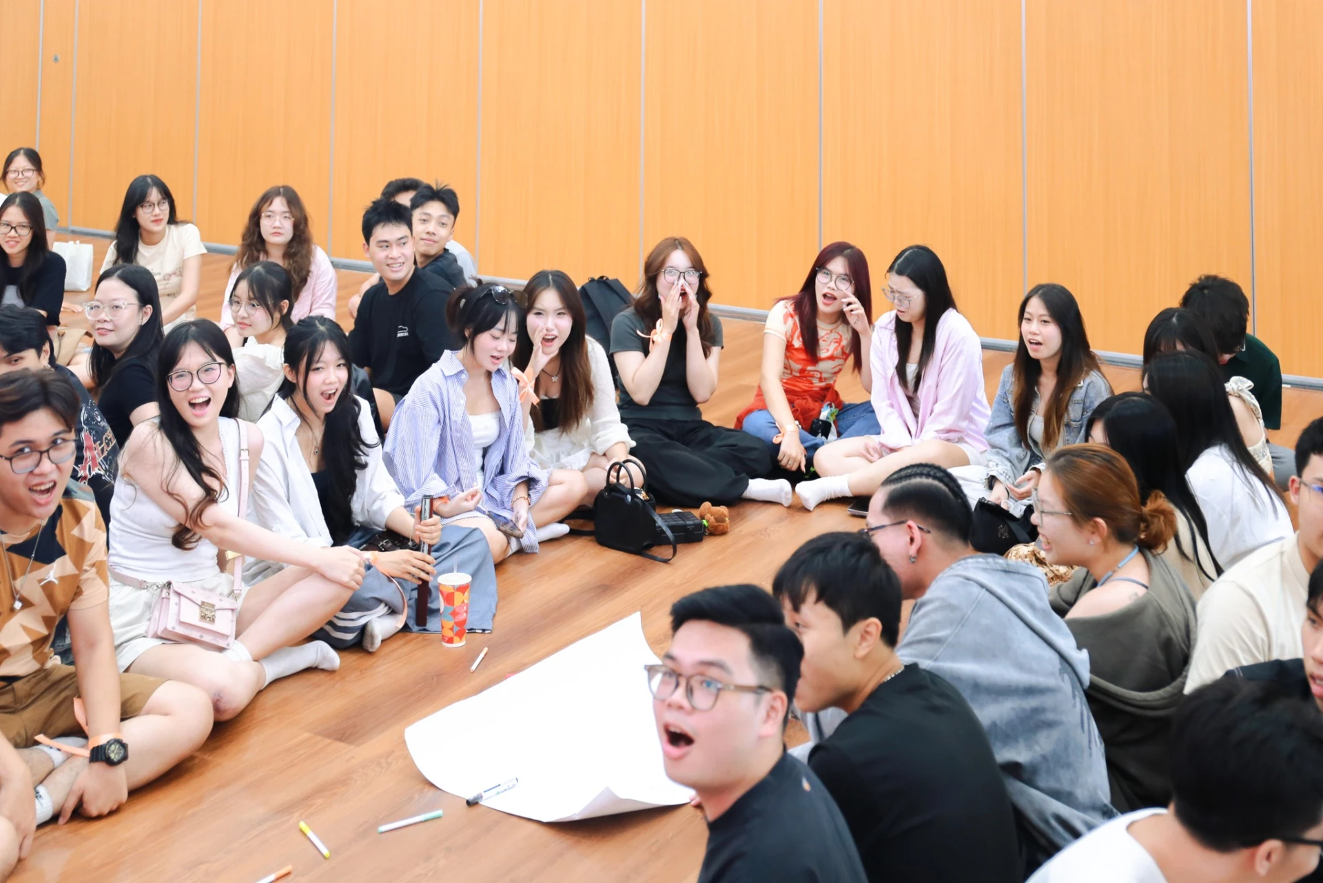 Không gian học tập quốc tế và hoạt động coaching giúp sinh viên mở rộng góc nhìn về tương lai nghề nghiệp.
