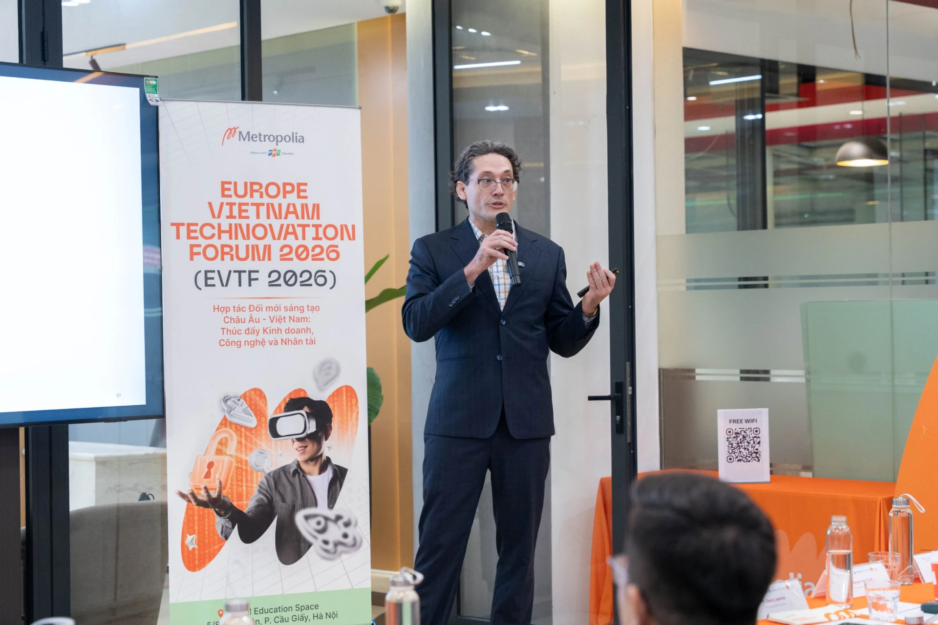 Theo ông David Lapetina, lợi thế cạnh tranh của nguồn nhân lực sẽ chuyển từ chi phí sang năng lực vận hành đáng tin cậy đáp ứng các tiêu chuẩn quốc tế.